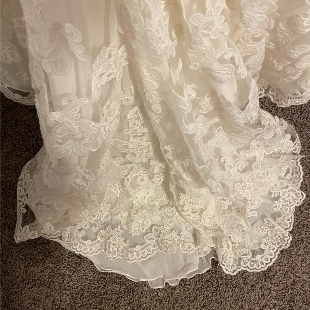 Brand New Ivory Wedding Dress - Picture 7 of 15